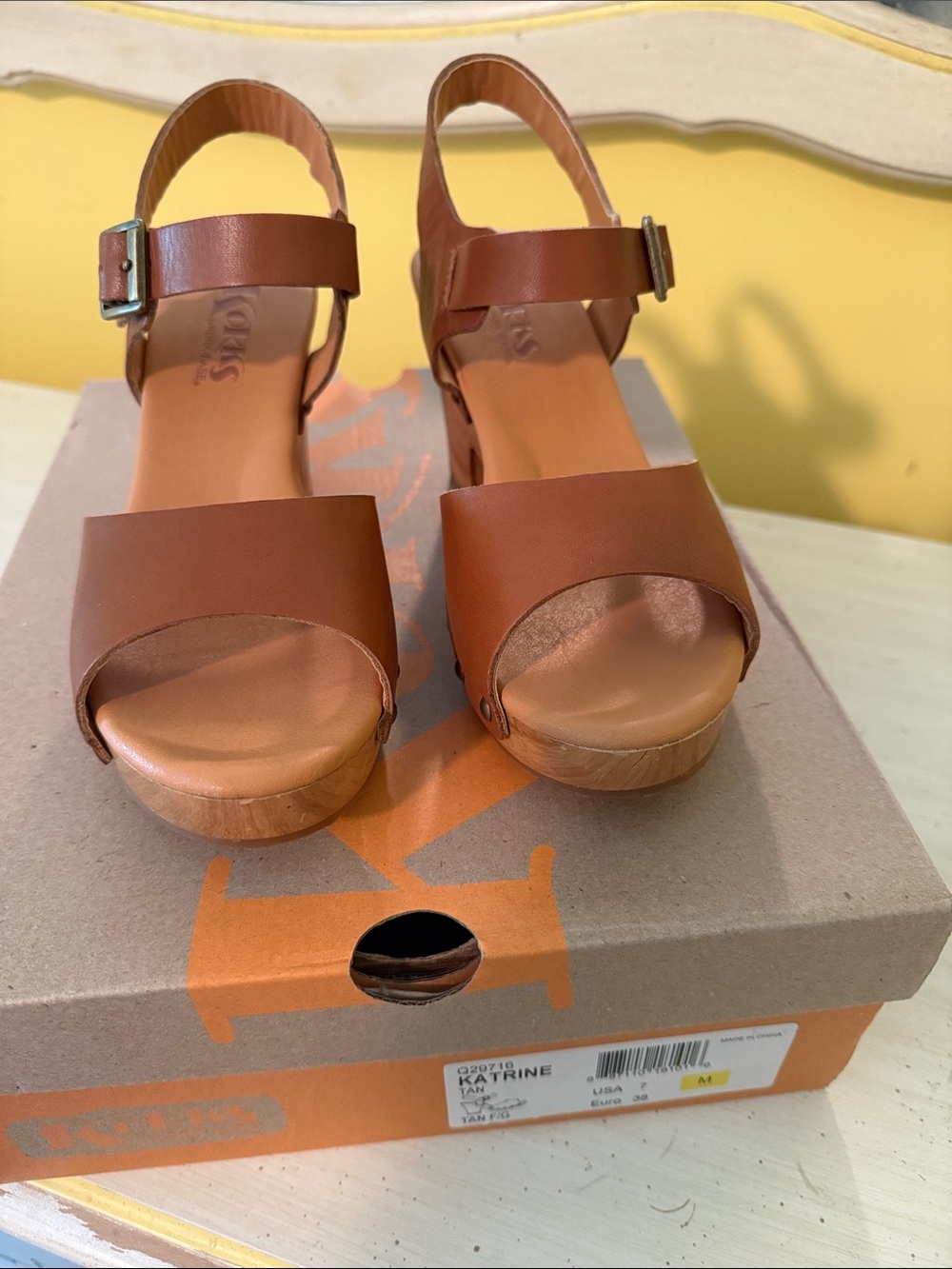Kork Ease Katrine Tan Leather Platform Sandals with Buckle Strap- size 7 - Picture 2 of 5